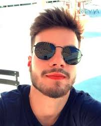 Carlos M